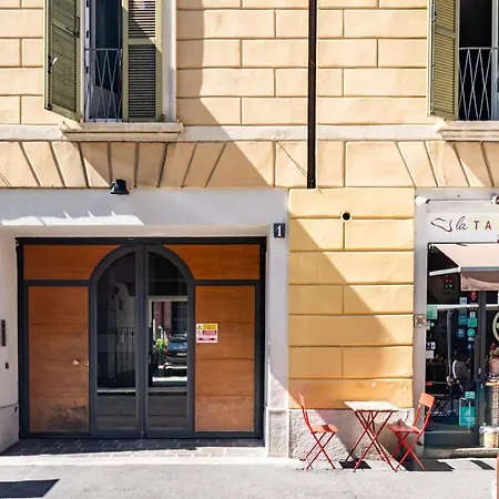 Brera Livings, Charming Flat Near Duomo アパート ミラノ