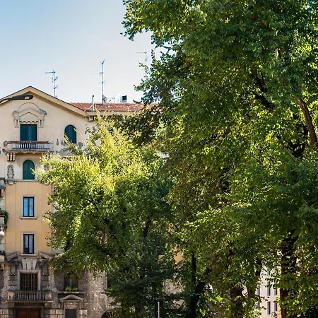 Brera Livings, Charming Flat Near Duomo アパート ミラノ