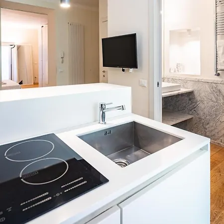 Brera Livings, Charming Flat Near Duomo